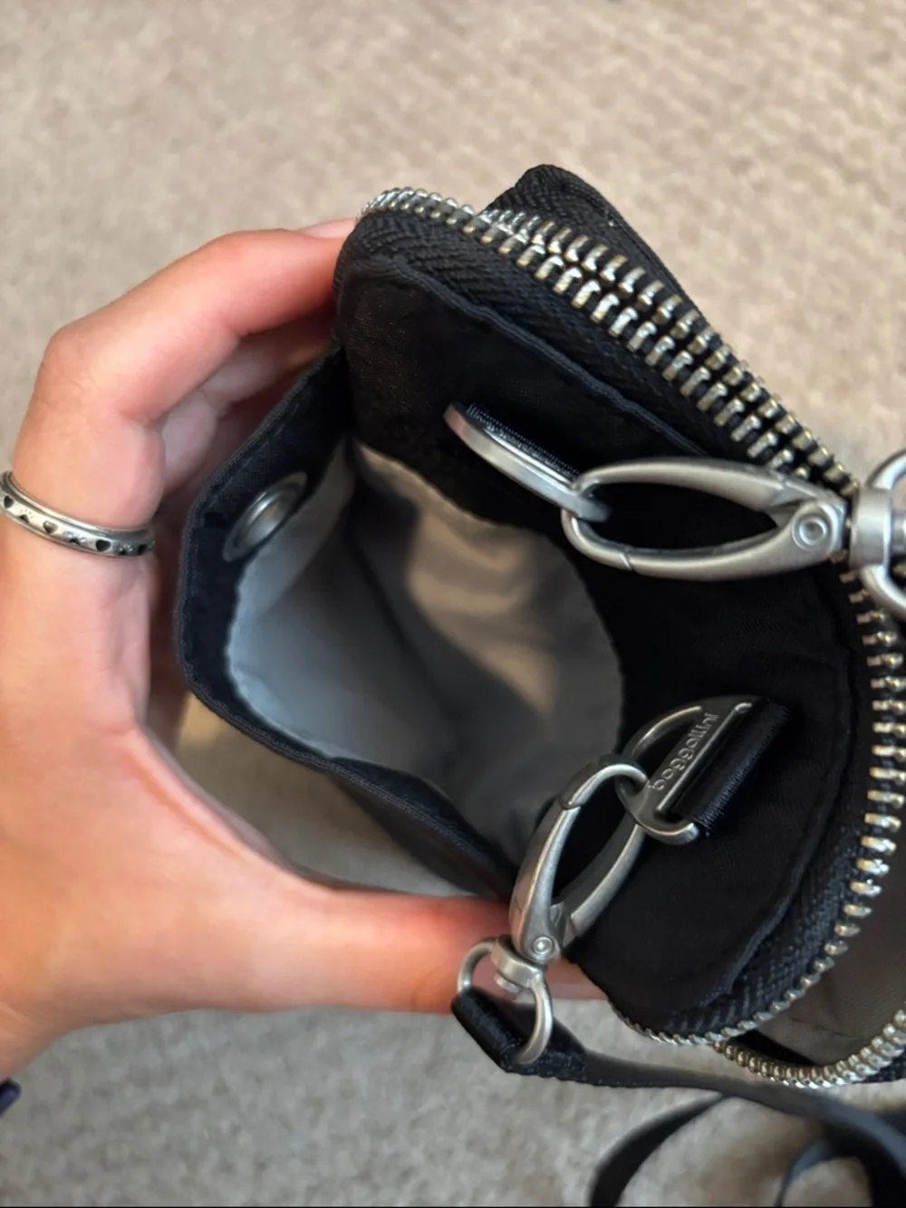 Baggallini Small Nylon Crossbody Purse Bag - Picture 7 of 8